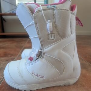 Burton White-Pink Snowboard Boots